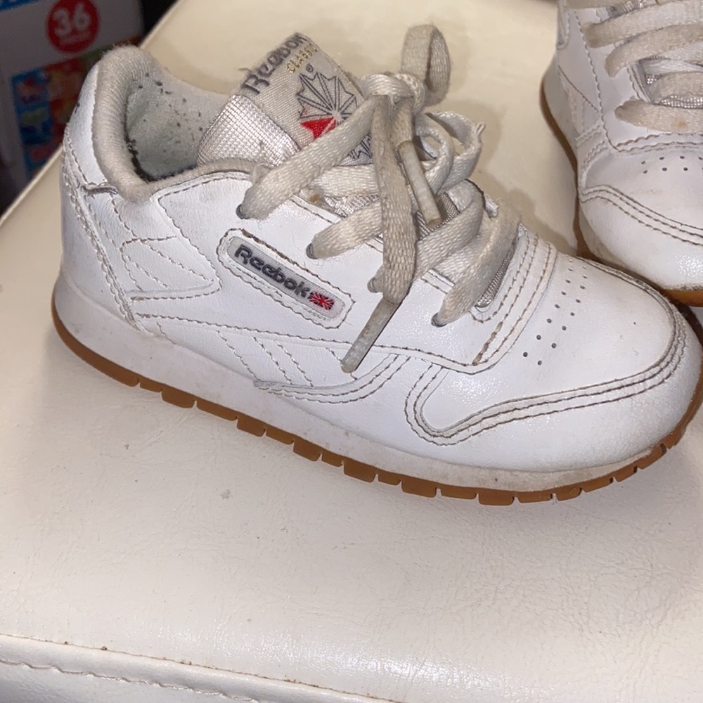 Used Reebok classic toddler - Picture 2 of 4
